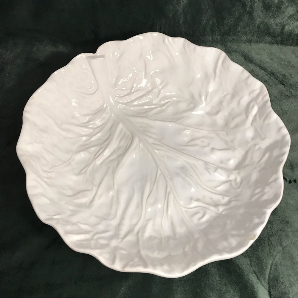 Cabbage Serving Bowl White Bordallo Pinheiro Majolica Portugal RARE 12 ⅝”